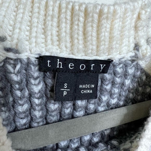 Theory Chunky Knit Wool Crewneck Pullover Sweater - Picture 5 of 7